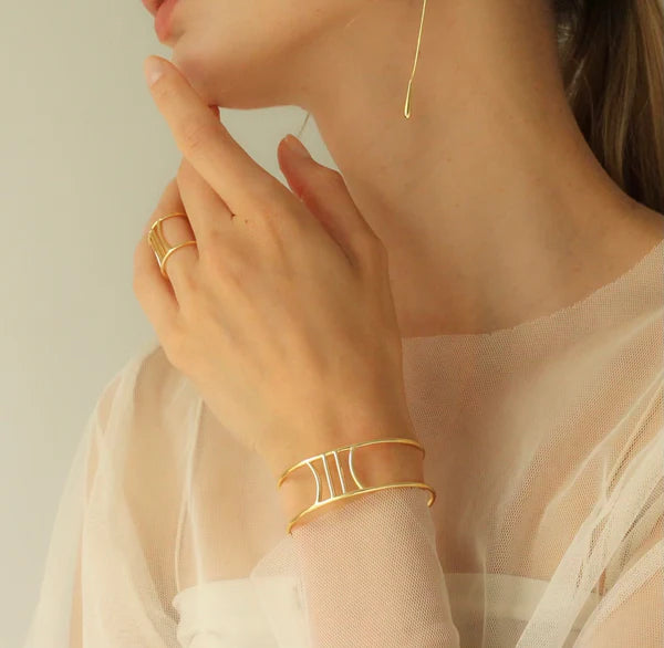 Gold Column Open Bangle